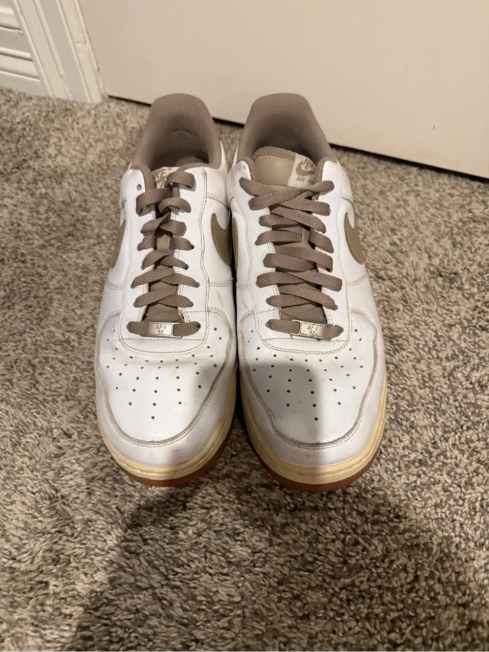Nike Men’s Low-Top Air Force One Sneakers in White and Olive Drab